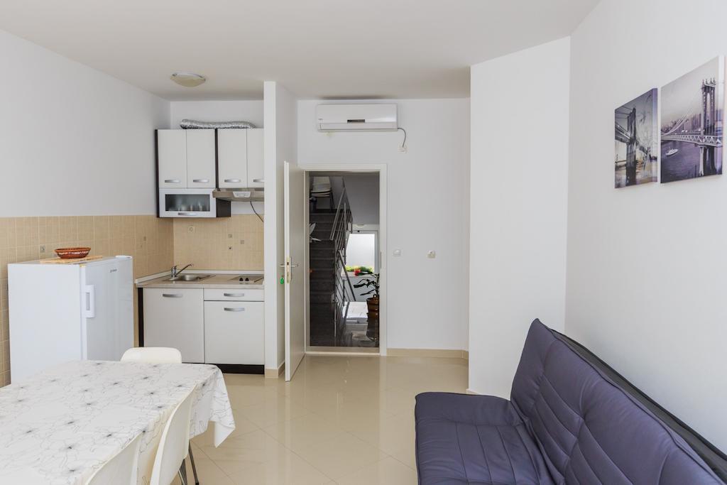 Apartments Rogulj Rogoznica  Habitación foto